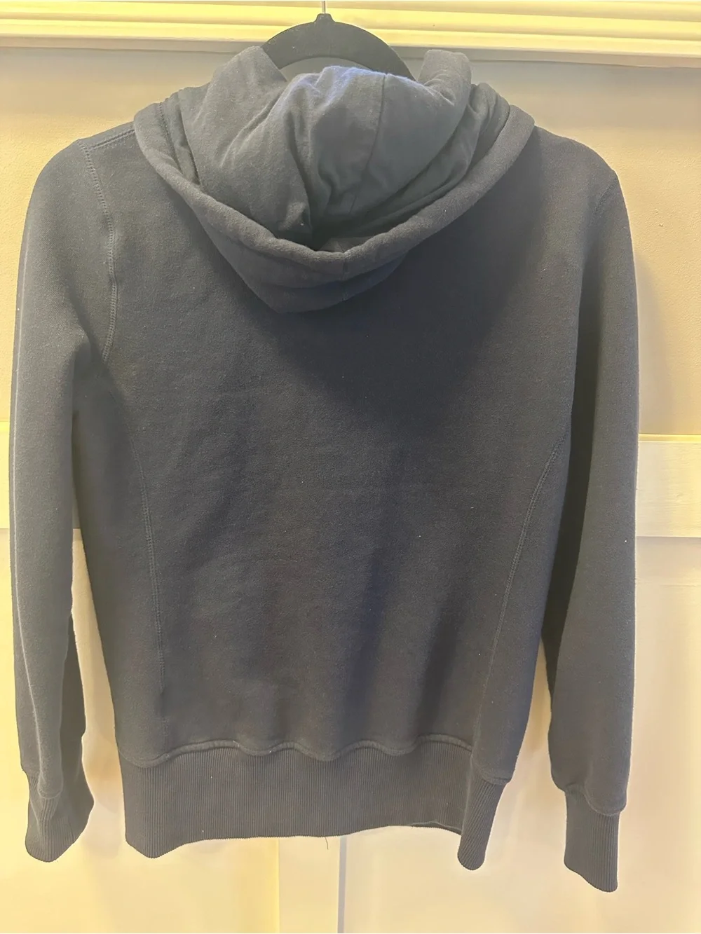 Nike women's Navy Yankees Full-Zip Hoodie size S